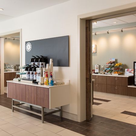 Holiday Inn Express Visalia-Sequoia Gateway Area By Ihg Екстер'єр фото