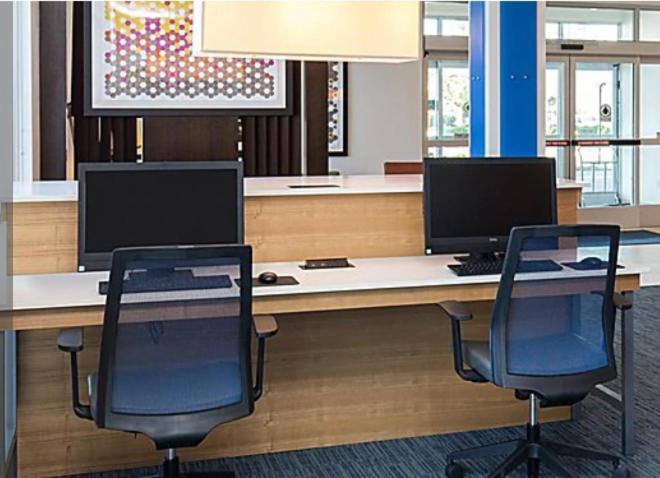 Holiday Inn Express Visalia-Sequoia Gateway Area By Ihg Екстер'єр фото